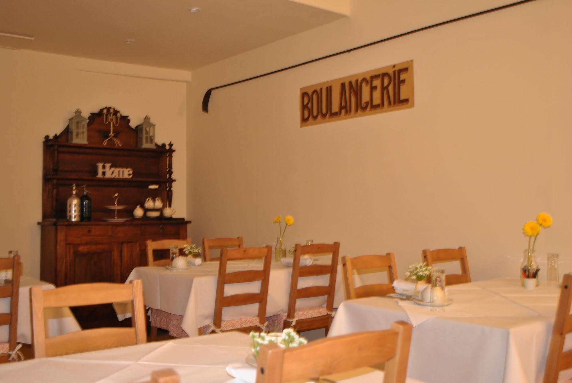 Bed and Breakfast L'Ancienne Boulangerie Caunes-Minervois Екстер'єр фото