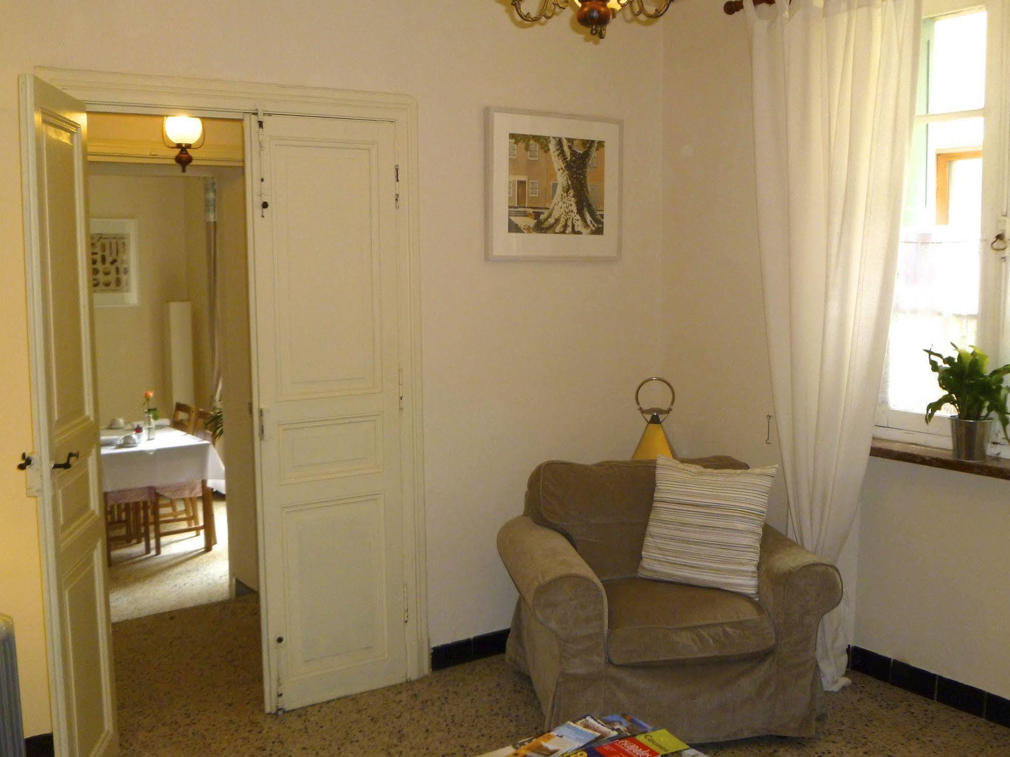 Bed and Breakfast L'Ancienne Boulangerie Caunes-Minervois Екстер'єр фото