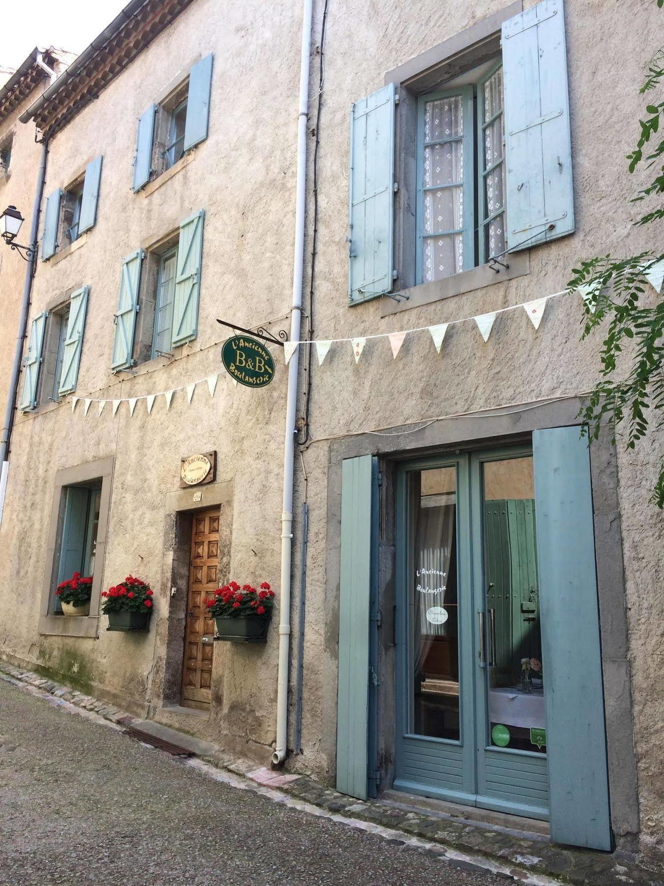 Bed and Breakfast L'Ancienne Boulangerie Caunes-Minervois Екстер'єр фото